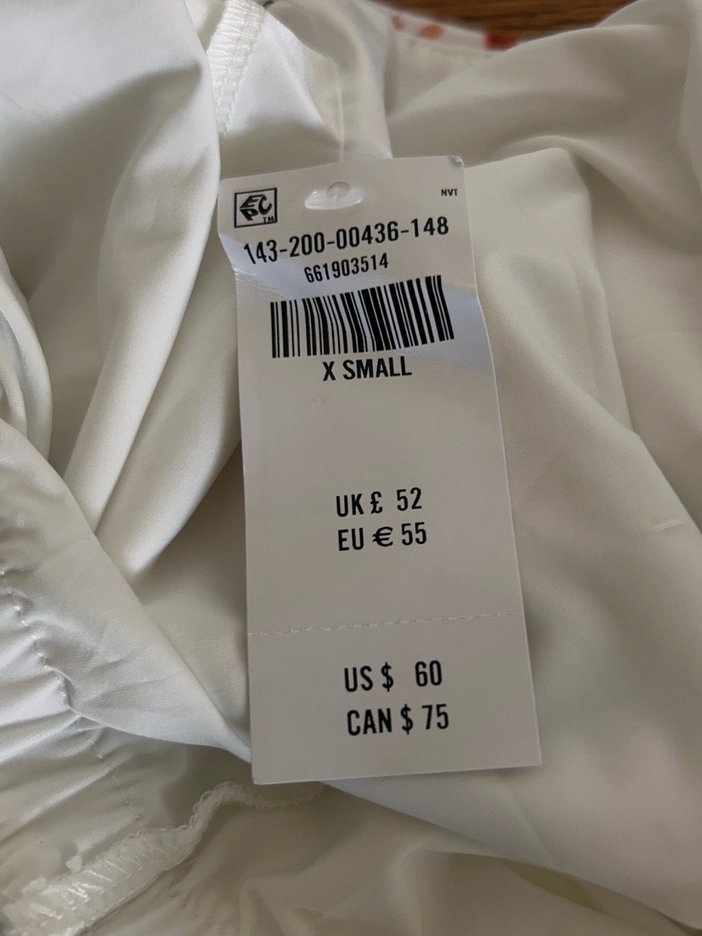 NWT ABERCROMBIE & FITCH EUROPEAN SUMMER THEMED MINI SKIRT - Picture 4 of 6